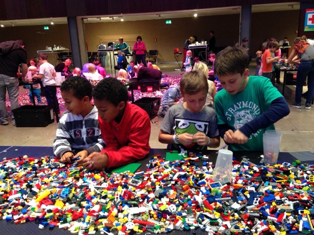 Der Besuch einiger Kinder beim Lego-Weekend in Graz