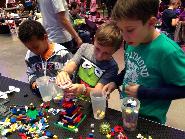 Der Besuch einiger Kinder beim Lego-Weekend in Graz