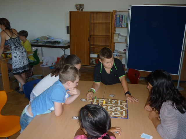 Ein lustiger Spielevormittag für die 3. Klassen mit Spielen von Frau Kattnig