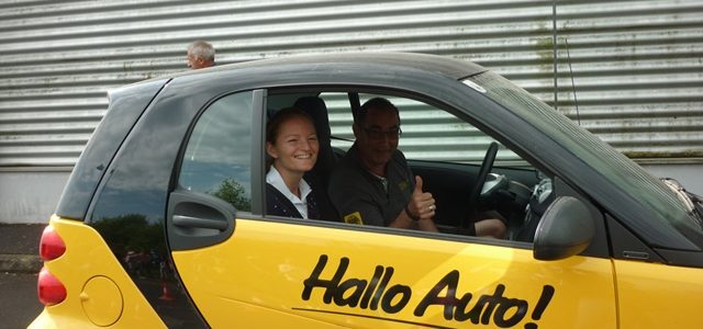 Aktion „Hallo Auto“ von ÖAMTC und AUVA für die 3. Klassen