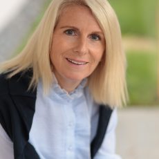 Schulwartin Irene Paier